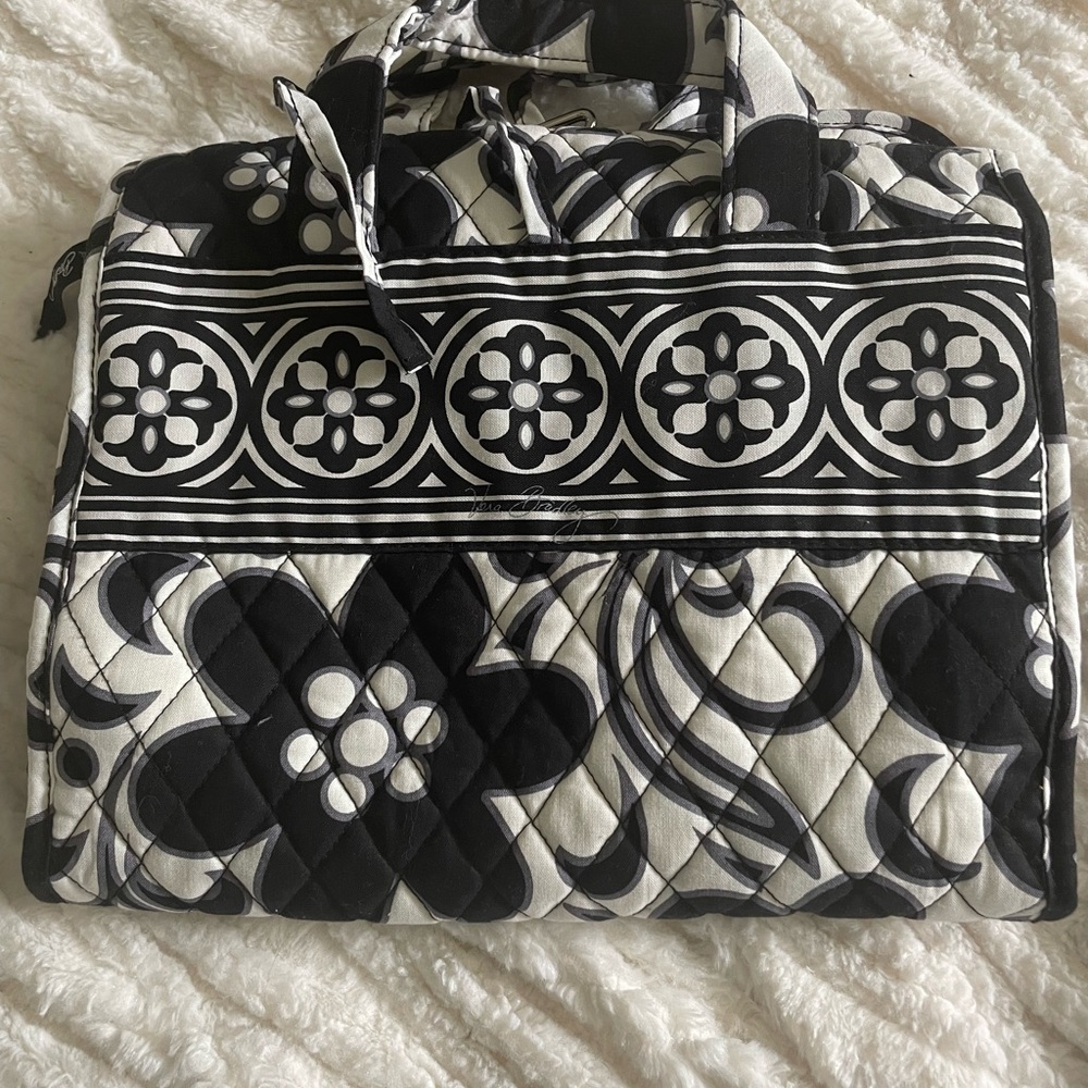 NWOT Vera Bradley Traveling Makeup Bag